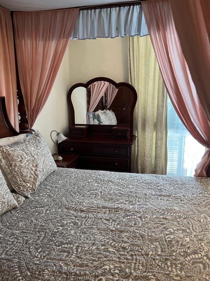 פונשל Angie'S Apartment מראה חיצוני תמונה